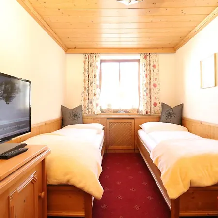 Braeu カントリーハウス ラウリス